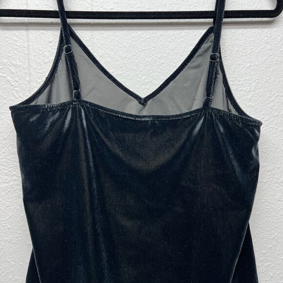 Womens Velvet Cropped Top Size S/M Whimsygoth Emo Punk Witchy 90s Y2K Inspired - Picture 5 of 9